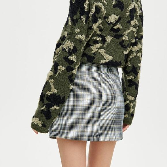 Pull & Bear Patterned Mini Skirt - Picture 12 of 16